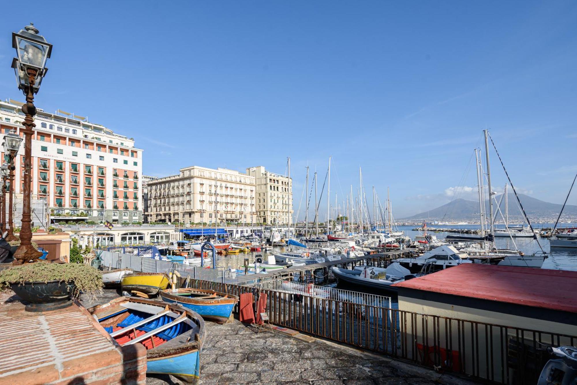 Castle View - Premium Con Vista Sul Mare Naples